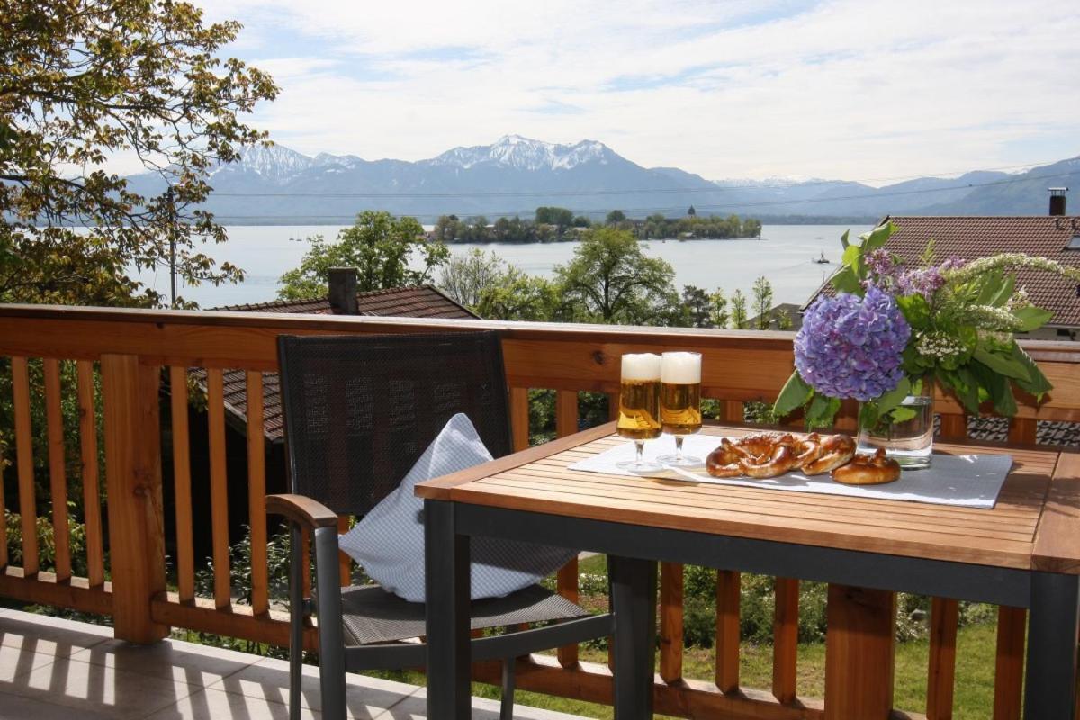 Haus Chiemsee-Blick Gstadt am Chiemsee Buitenkant foto